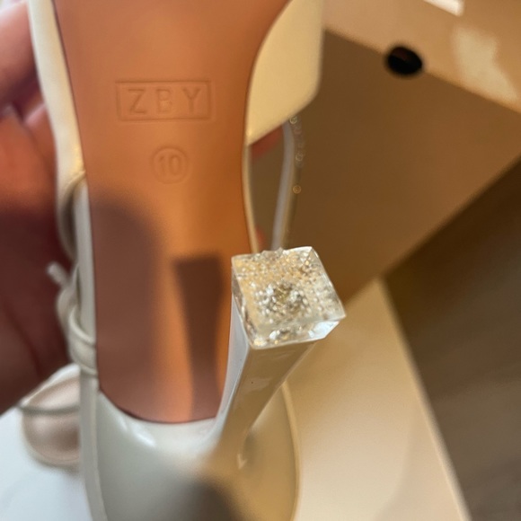 SIZE 10 ZBY WOMENS‎ RHINESTONE WEDDING HEELS - Picture 9 of 9